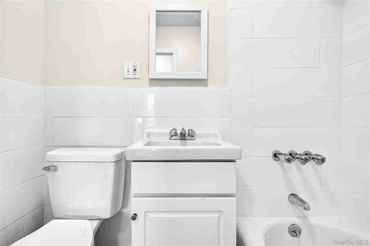 3615 Eastchester Rd Unit 2 - Photo 4 of 9