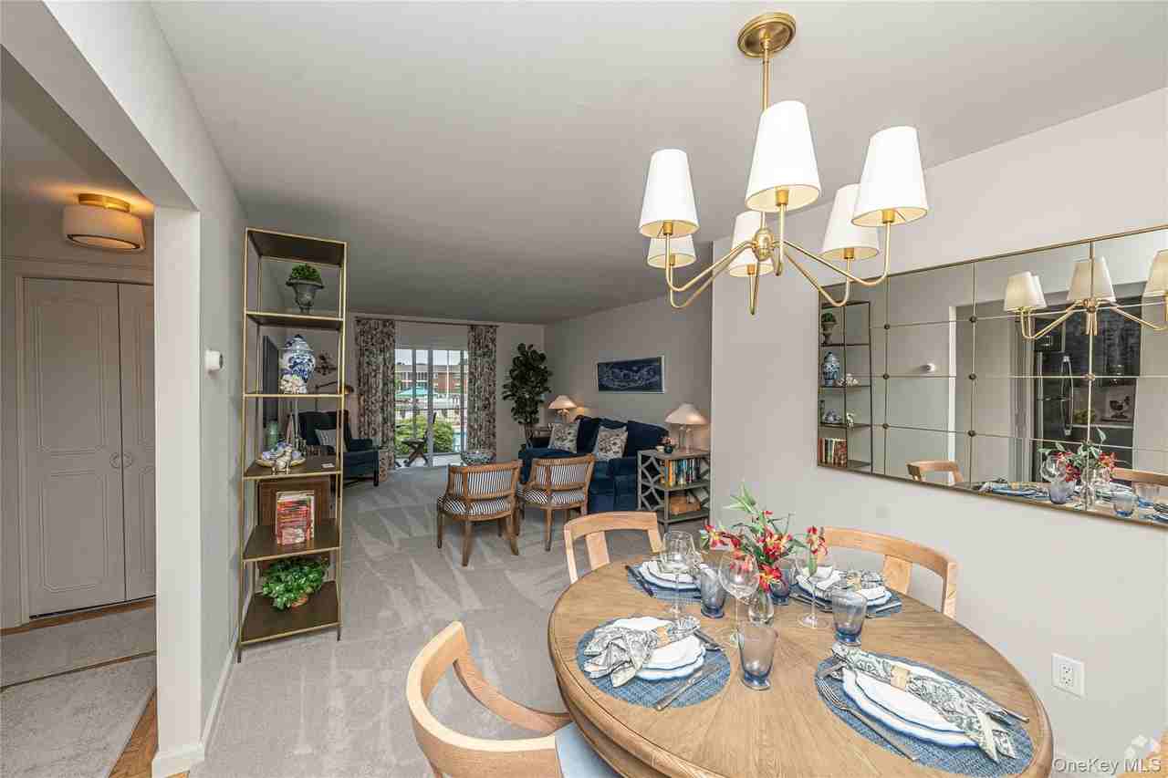 6 Captains Dr - Photo 3 of 11