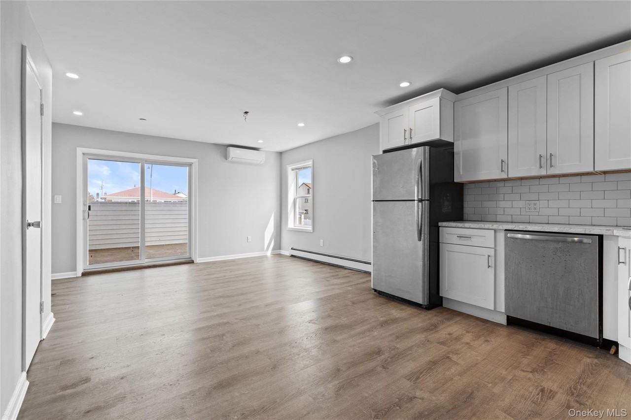 616 E Broadway #3C - Photo 2 of 16