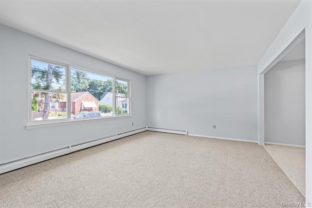 49 Georgia St Unit A - Photo 5 of 17