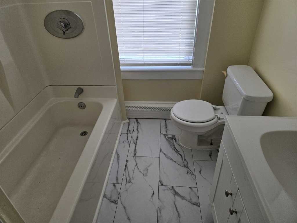 349 Hollis St Unit 3 - Photo 4 of 8