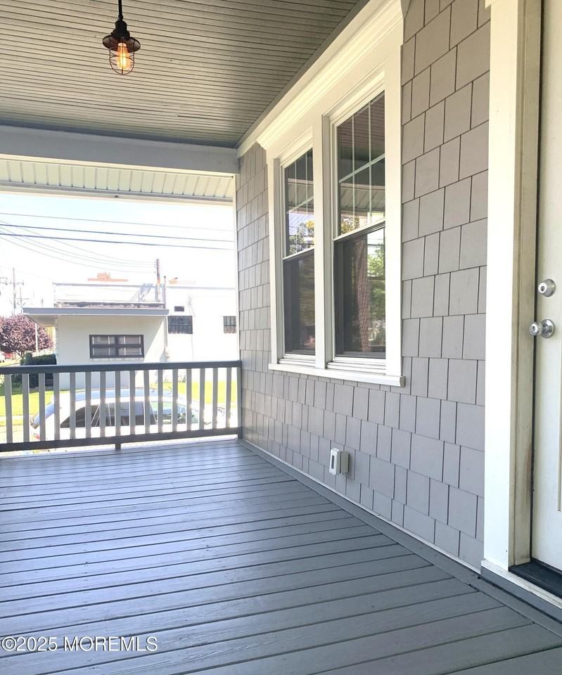 1000 Sewall Ave - Photo 3 of 17