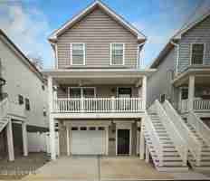 featured image of 15 4th St