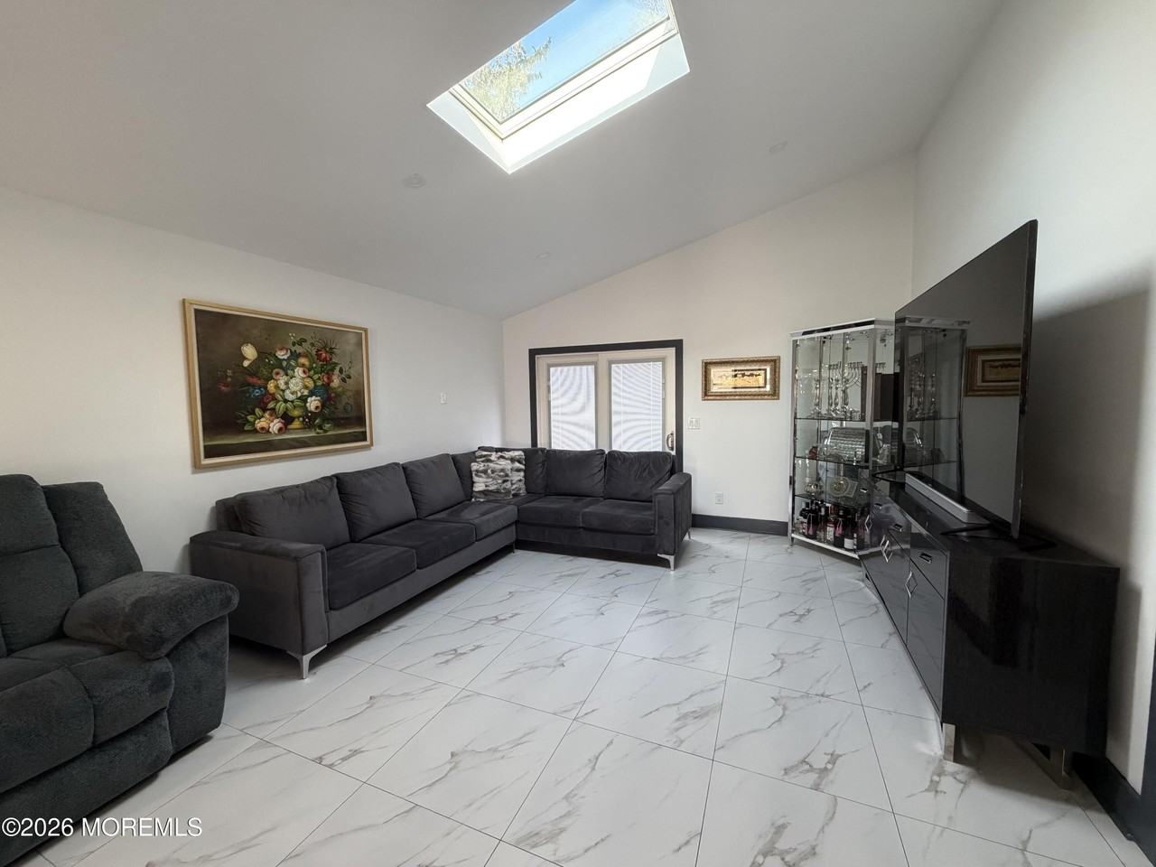 191 Delaware Ave - Photo 7 of 20