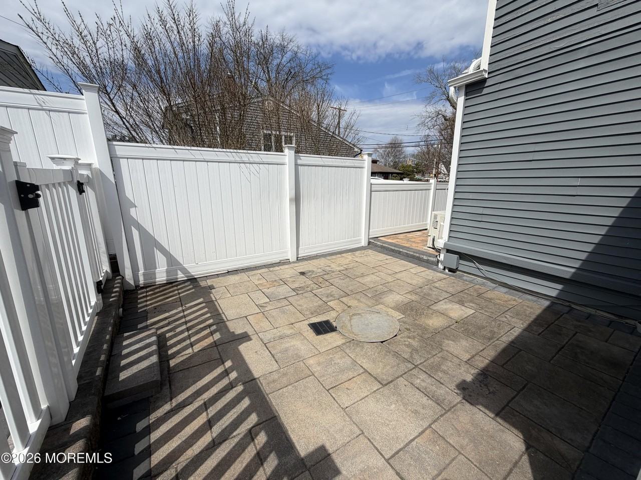 3104 Sunset Ave - Photo 5 of 19