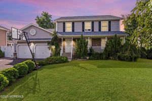 featured image of 7 Linden Ave