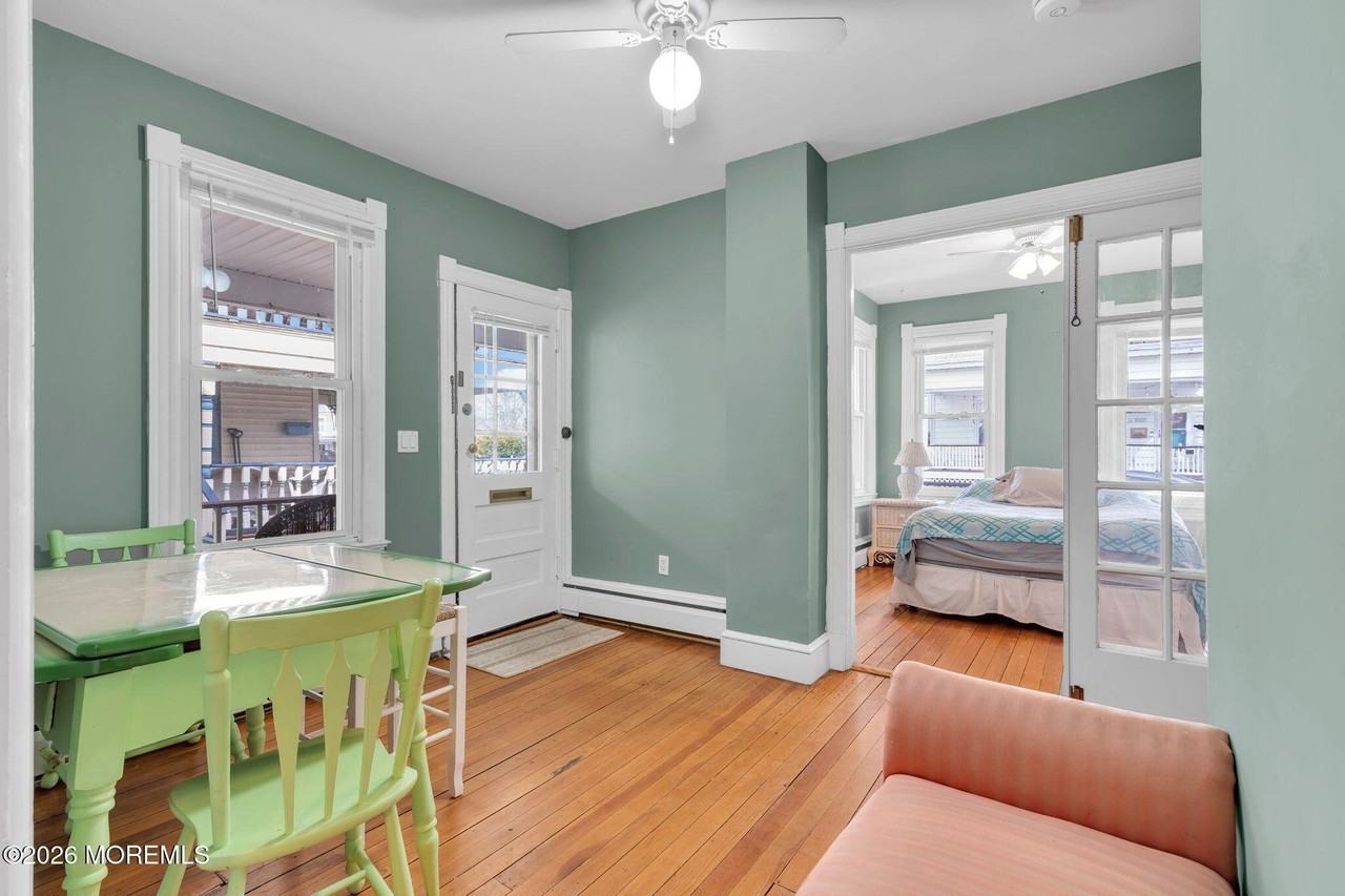 110 Mount Tabor Way Apt B - Photo 5 of 17