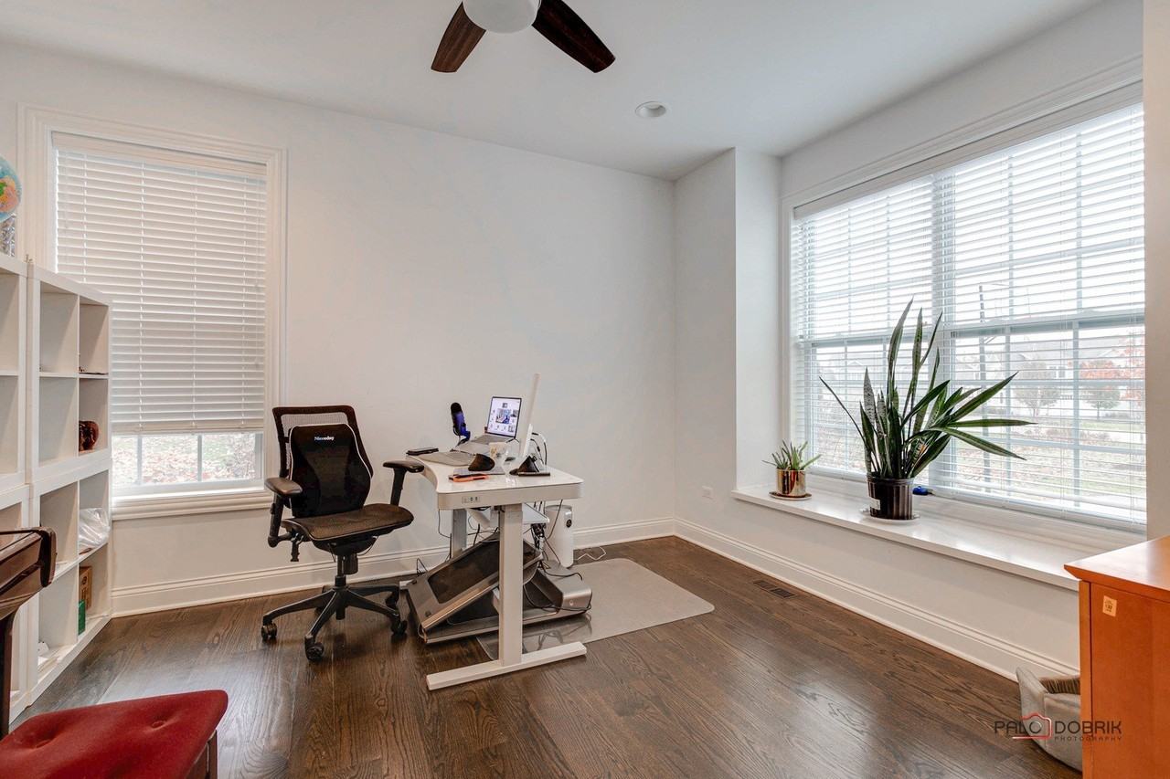 23258 N Sanctuary Club Dr - Photo 5 of 34