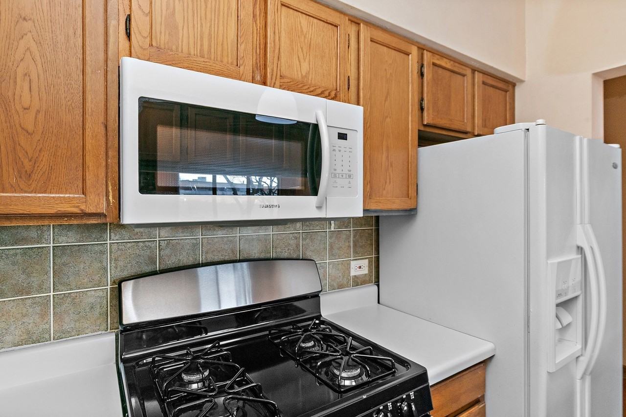 1273 Cranbrook Dr - Photo 5 of 19