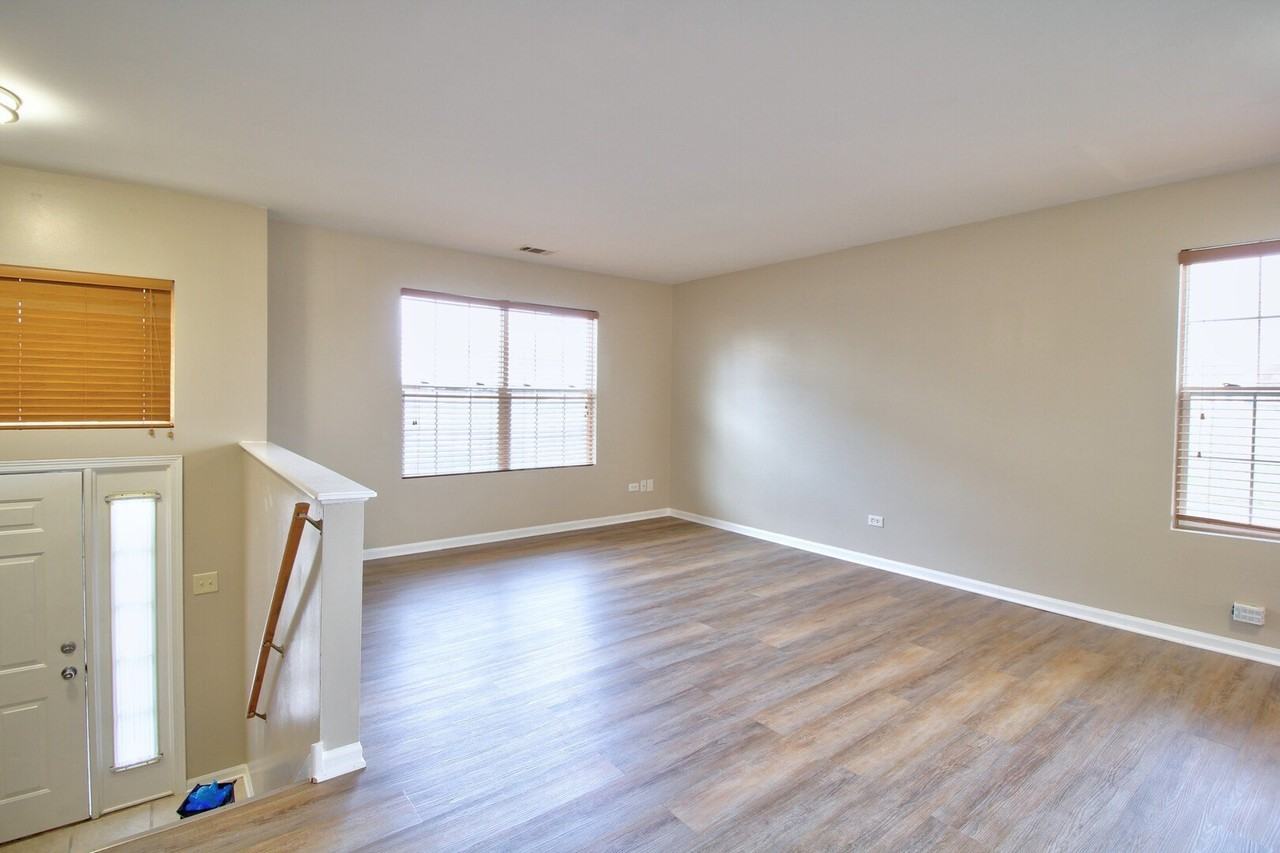 16472 Teton Dr Unit D - Photo 2 of 17