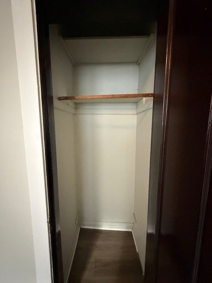 3224 N Karlov Ave #B - Photo 5 of 12