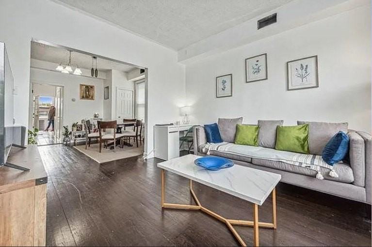 4833 N Ashland Ave Unit 2 - Photo 3 of 13