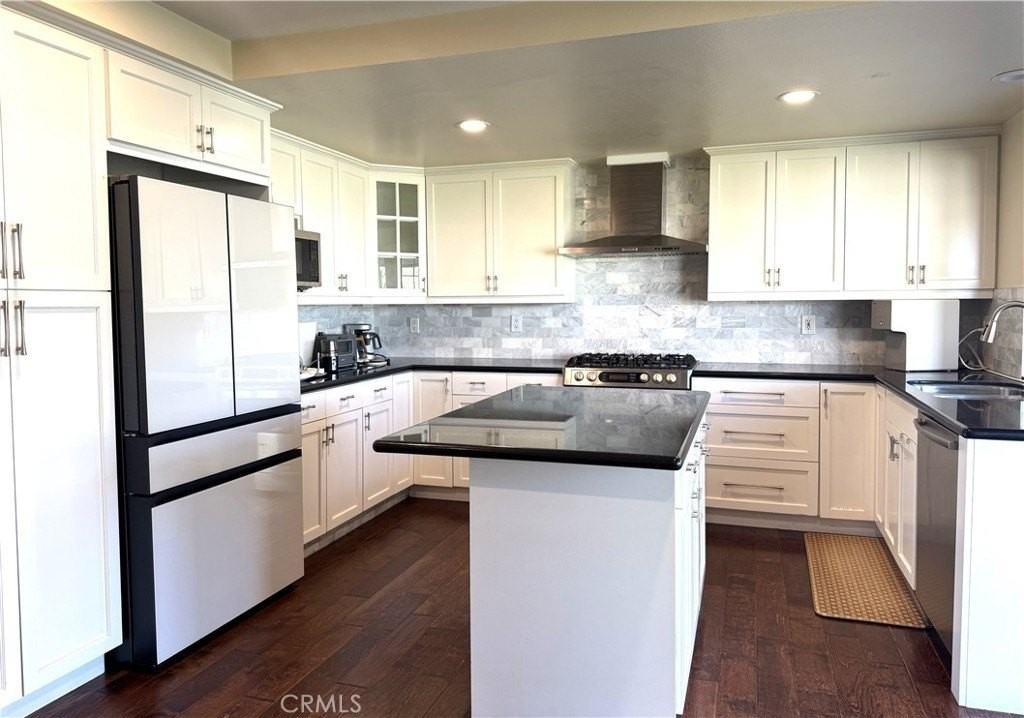 13037 Beach St - Photo 3 of 13