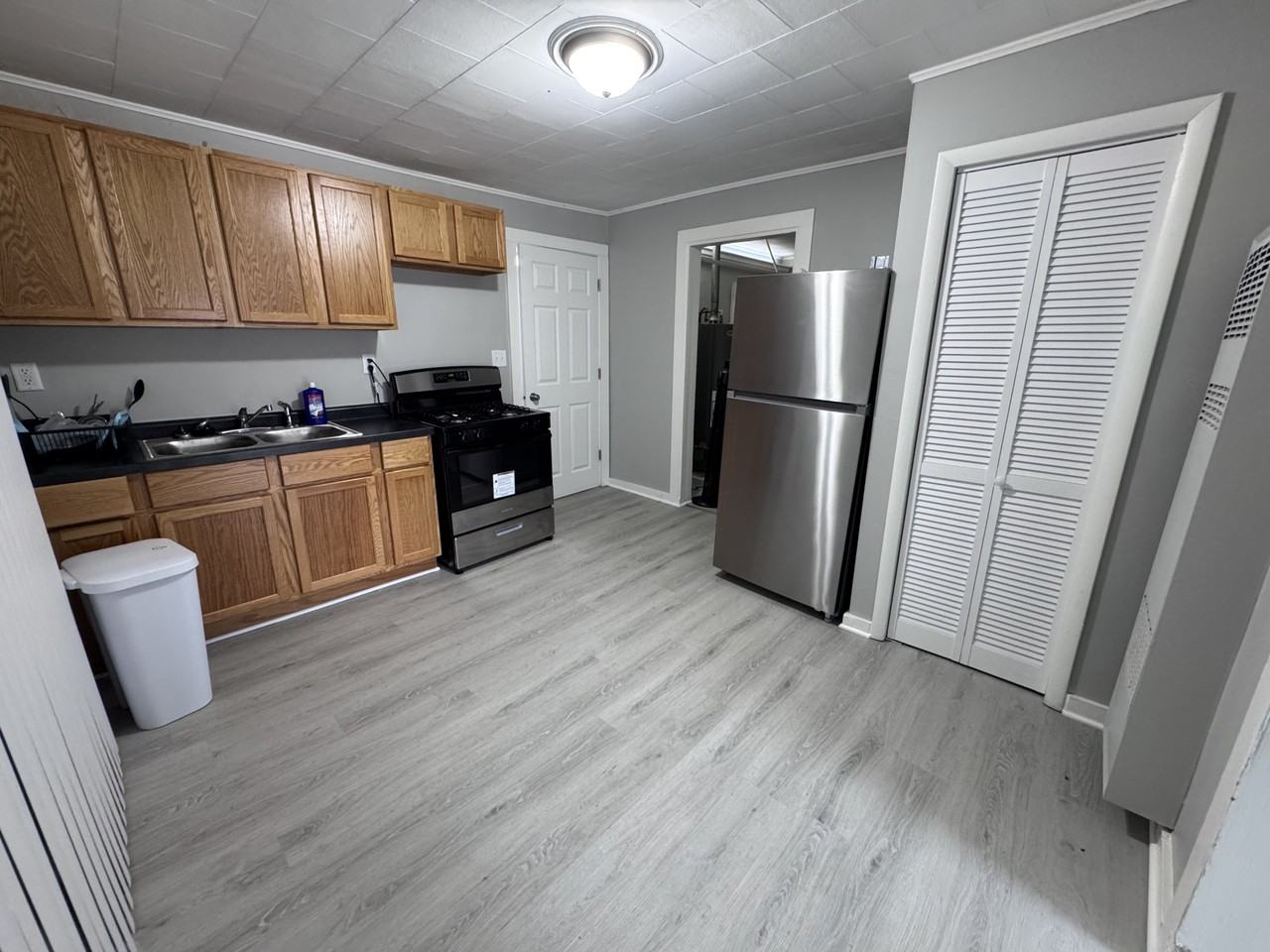 1317 17th St #1 - Photo 3 of 6