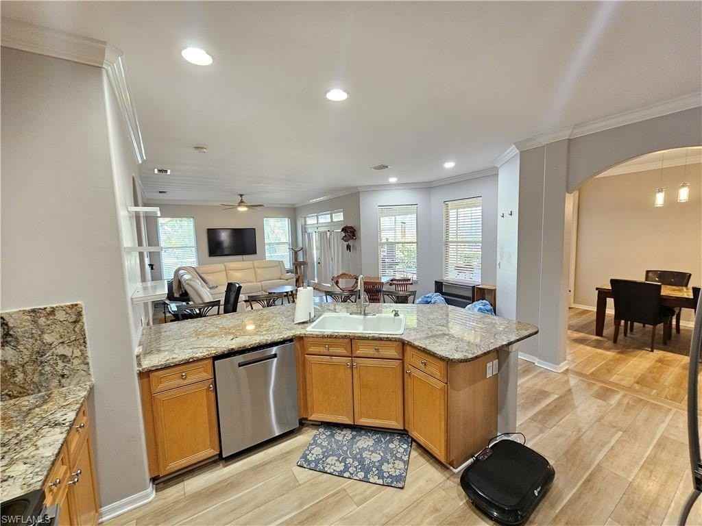 8343 Laurel Lakes Blvd - Photo 3 of 32