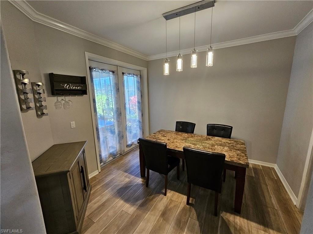 8343 Laurel Lakes Blvd - Photo 6 of 32