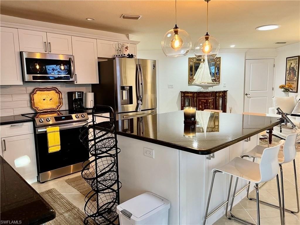 283 Cypress Way W - Photo 2 of 12