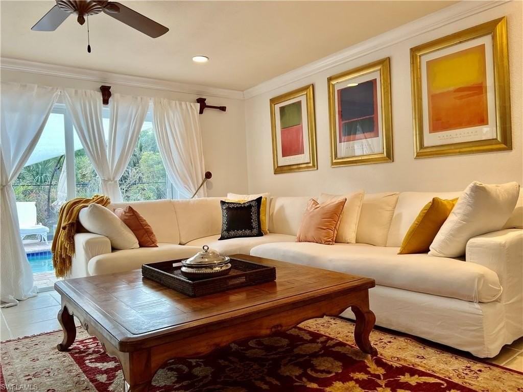 283 Cypress Way W - Photo 3 of 12