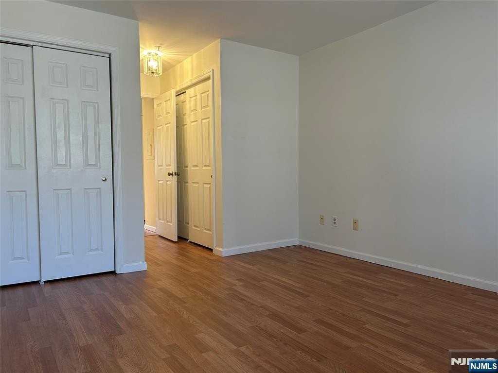 3907 Melville Ct - Photo 7 of 13