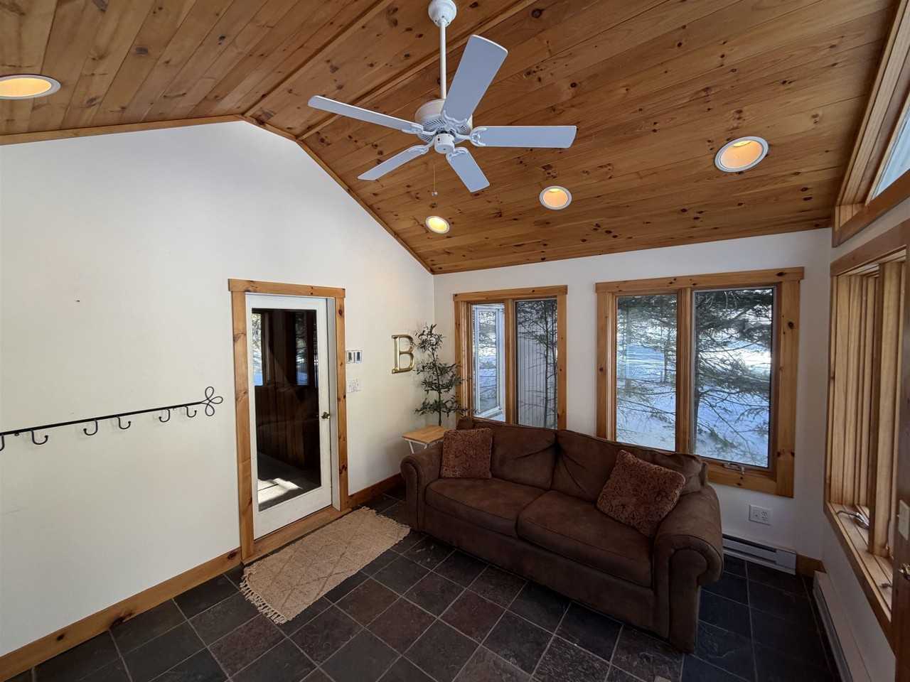 65 Cranberry Hill Rd - Photo 7 of 23