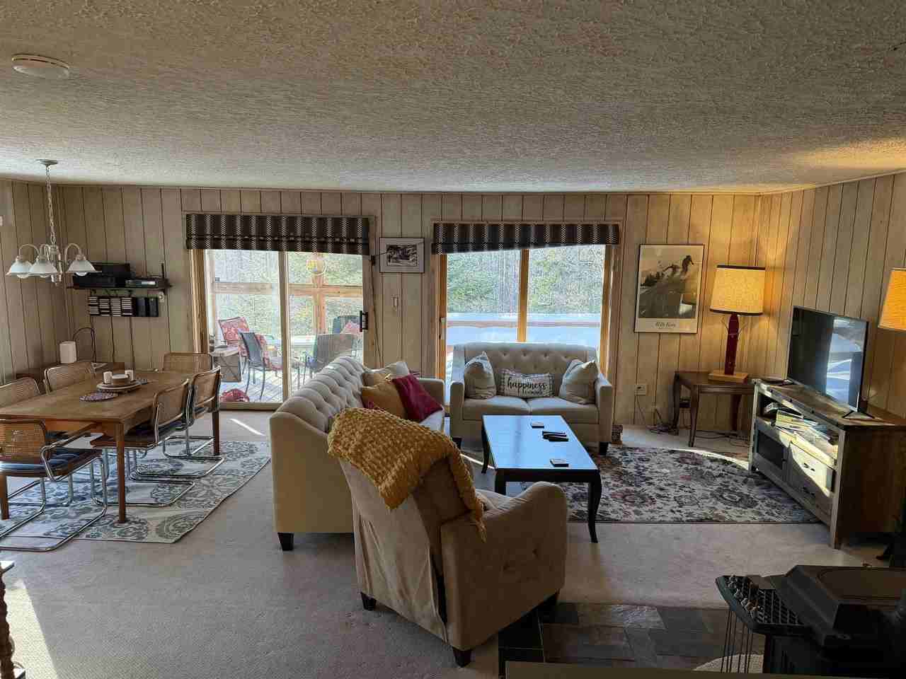 127 Mountain Ridge Rd - Photo 4 of 10