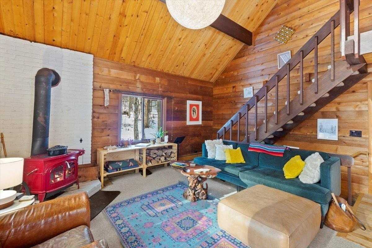 33 Strattonwald Rd - Photo 3 of 36