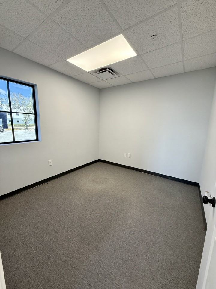 8821 Business Park Dr - Photo 6 of 15