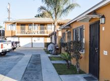 10120 California Ave #B - Photo 1 of 1