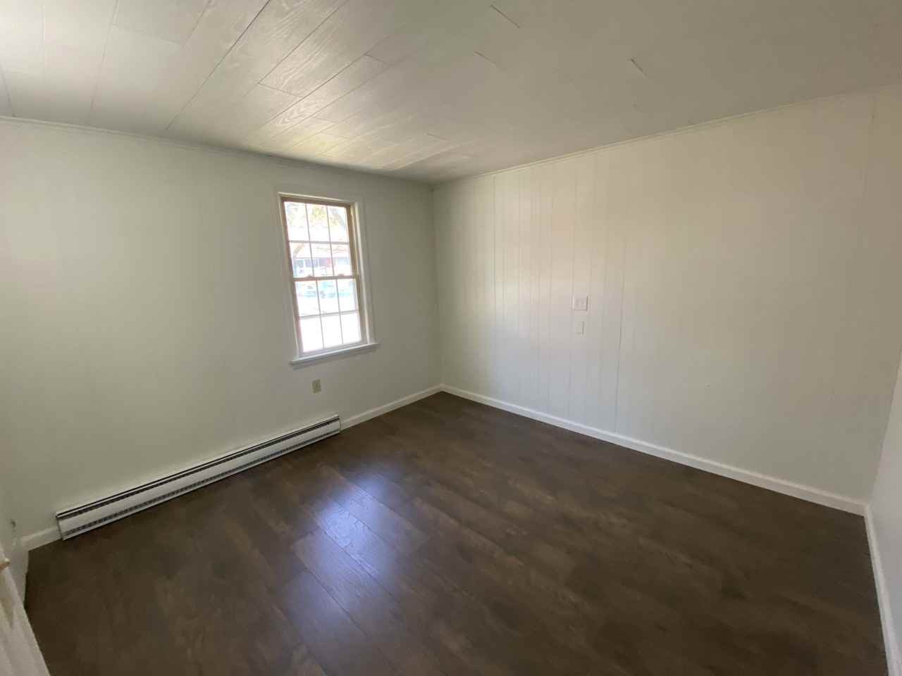 225 Cottage Ln - Photo 4 of 27