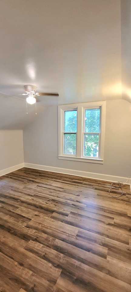 207 Lincoln St - Photo 7 of 8