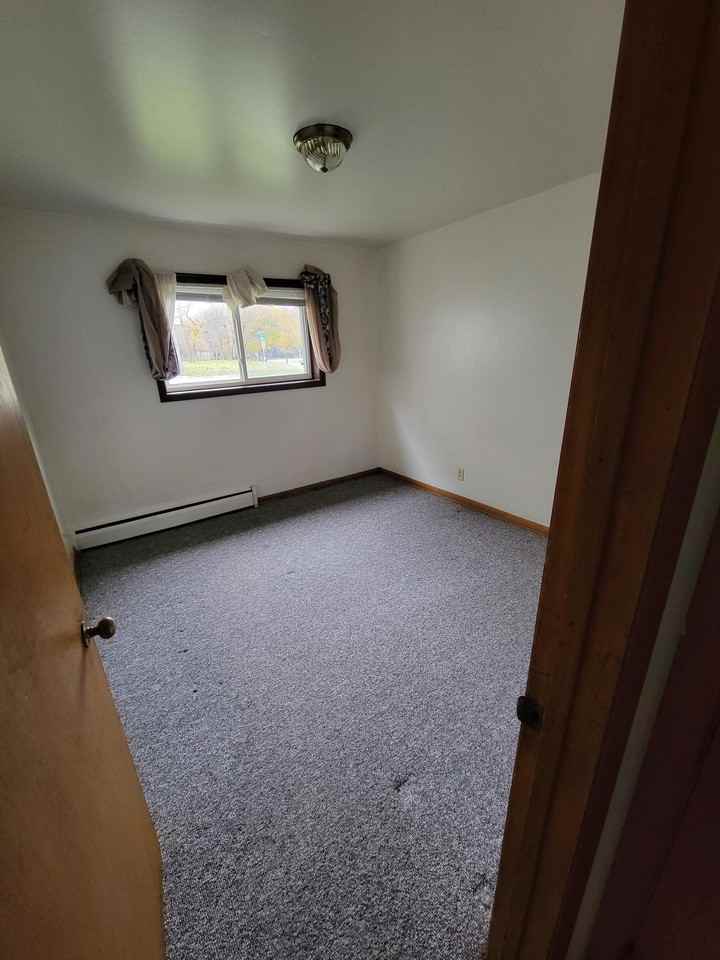 6521 W Beloit Rd #4 - Photo 7 of 7