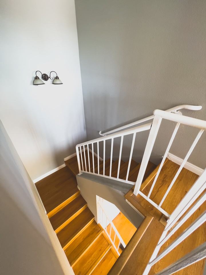 3915 Nobel Dr - Photo 5 of 11