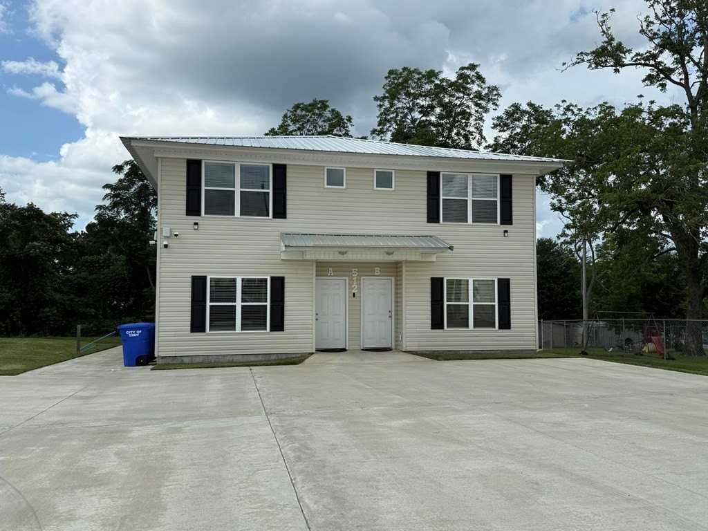 512 E Madison St - Photo 2 of 19