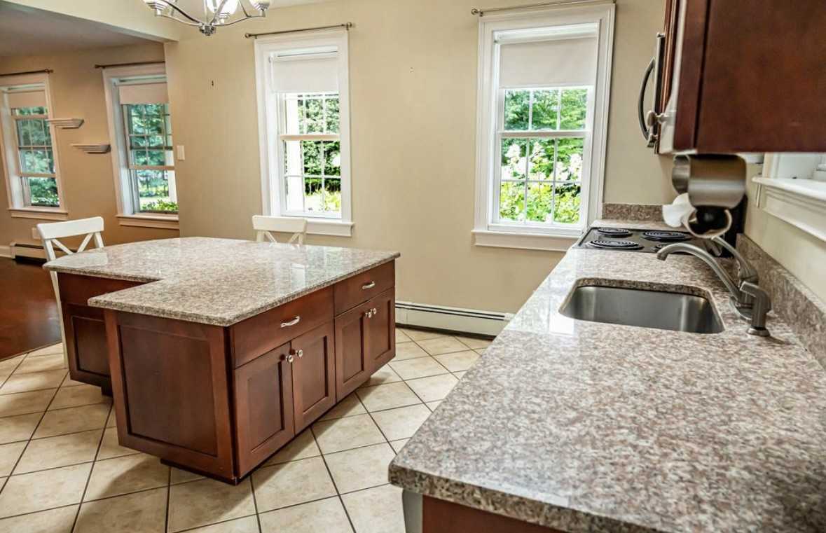 13 Anthoine Rd - Photo 5 of 8