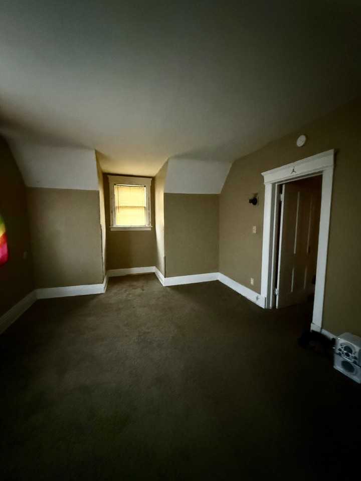 611 E Bronson St #625 - Photo 3 of 10