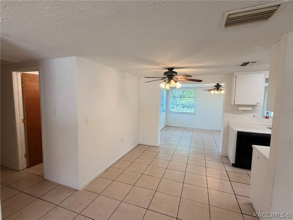 28 N Davis St - Photo 3 of 19