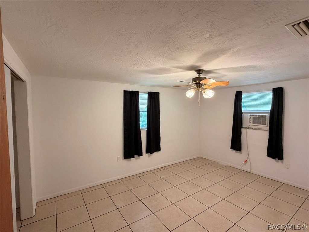 28 N Davis St - Photo 5 of 19