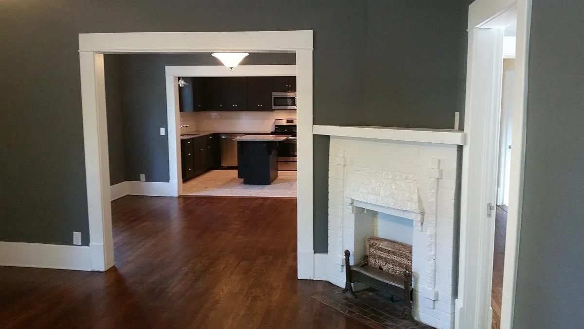 1401 S Elwood Ave - Photo 6 of 18