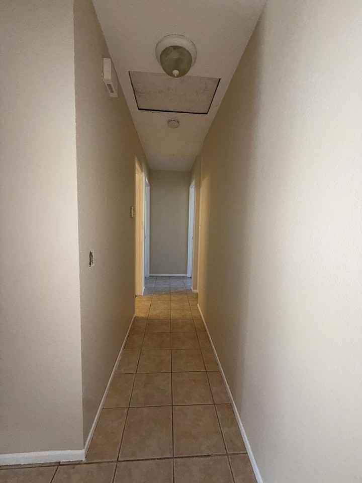 14884 Rockridge Ln - Photo 2 of 30