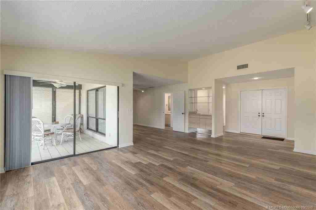 2621 Sw Egret Pond Cir - Photo 5 of 21