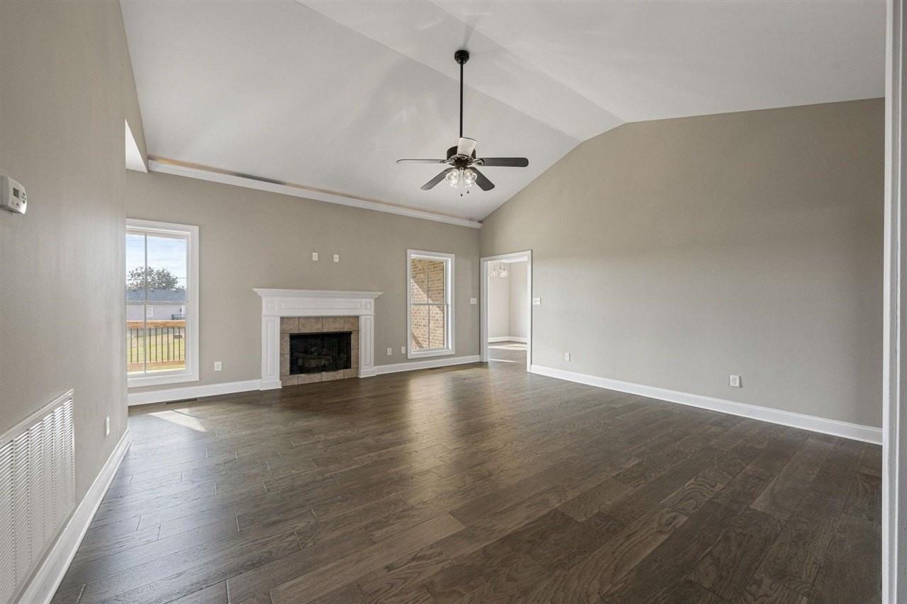 457 Adalynn Cir - Photo 3 of 32