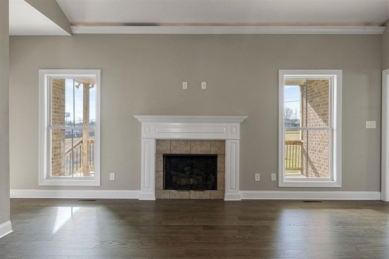 457 Adalynn Cir - Photo 4 of 32