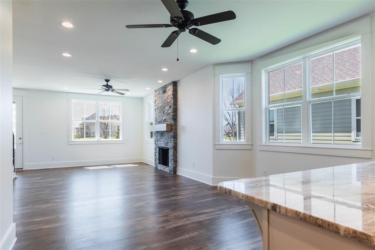 414 Traditions Blvd - Photo 6 of 43