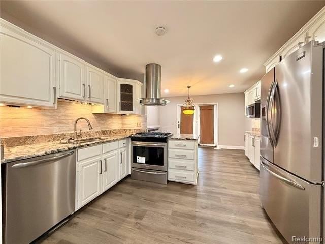 32607 Lancaster Dr - Photo 6 of 31