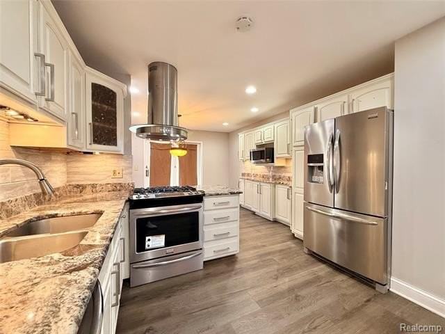 32607 Lancaster Dr - Photo 7 of 31