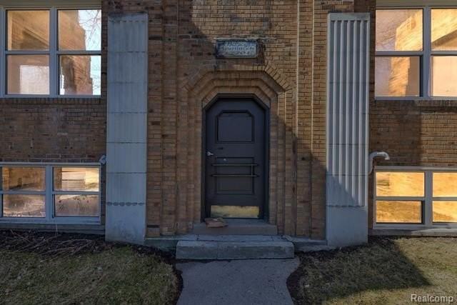 17701 Manderson Rd - Photo 4 of 42