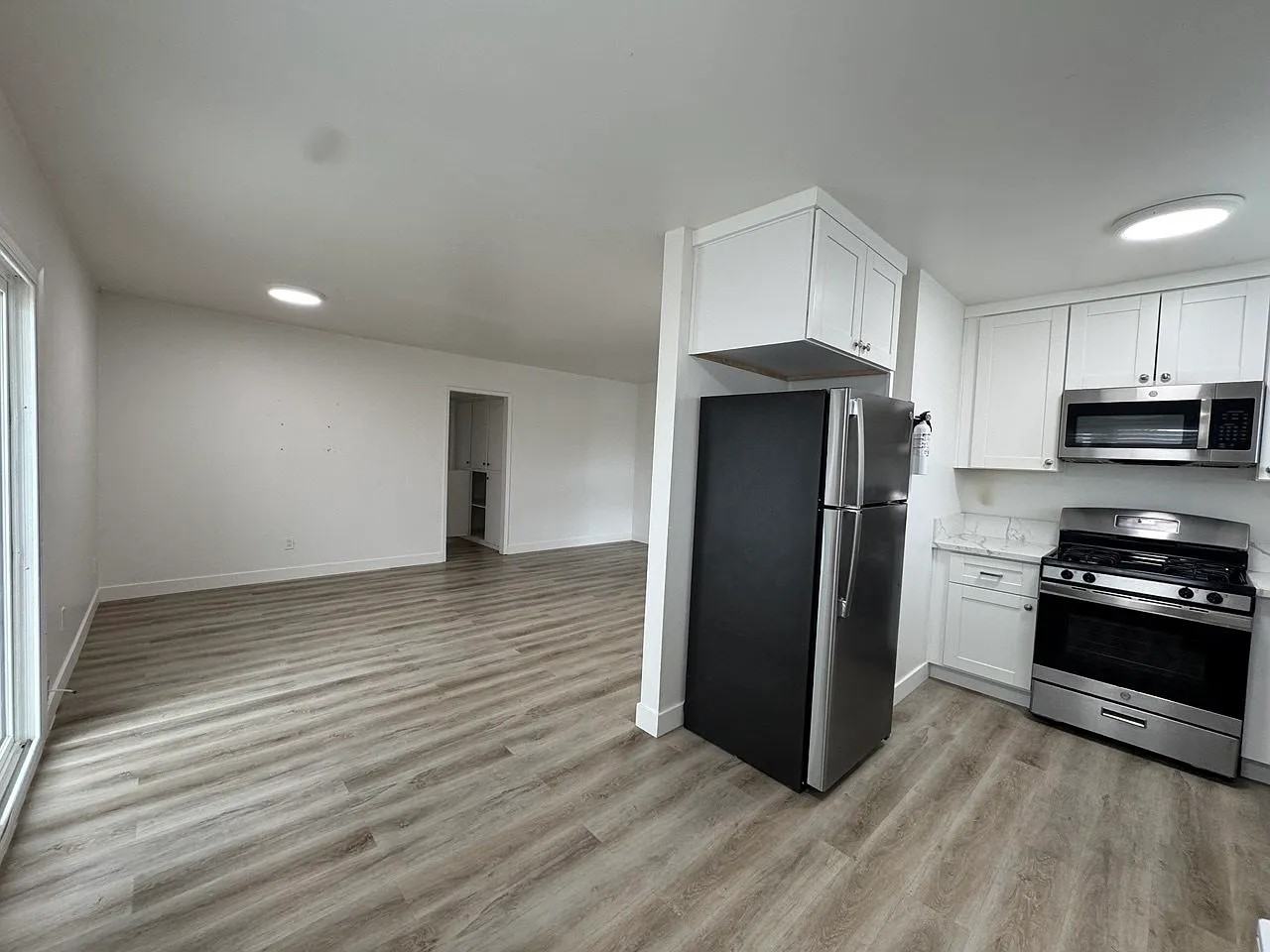 8650 Hurlbut St #8654 - Photo 4 of 30