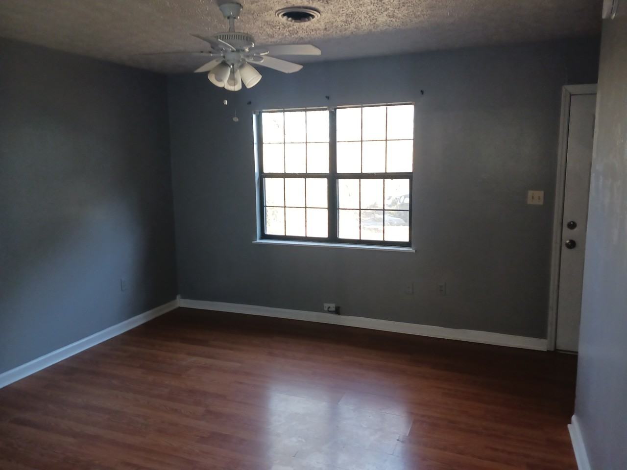 106 Jersey Dr #1 - Photo 4 of 8