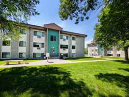 featured image of 1628 8th St N #86