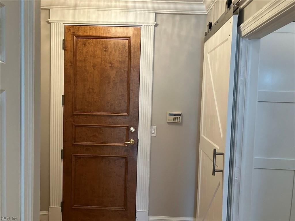 810 W Princess Anne Rd #303 - Photo 5 of 20